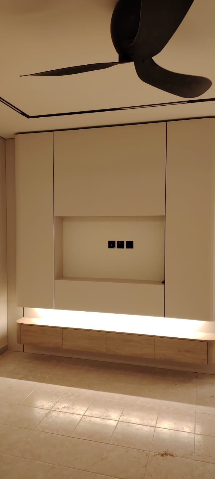 عمل جديد لـ ديكور المكاتب