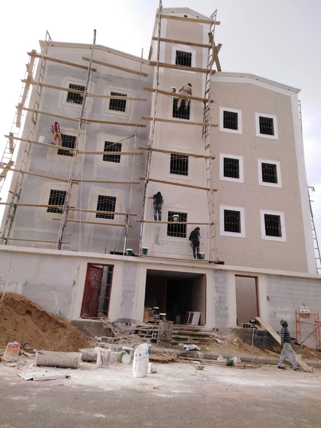 عمل جديد لـ لدهانات الداخليه والخارجيه 