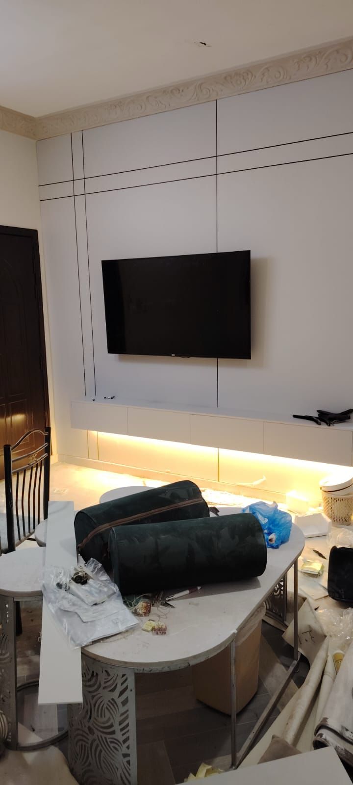 عمل جديد لـ الديكورات الداخليه والخارجيه 